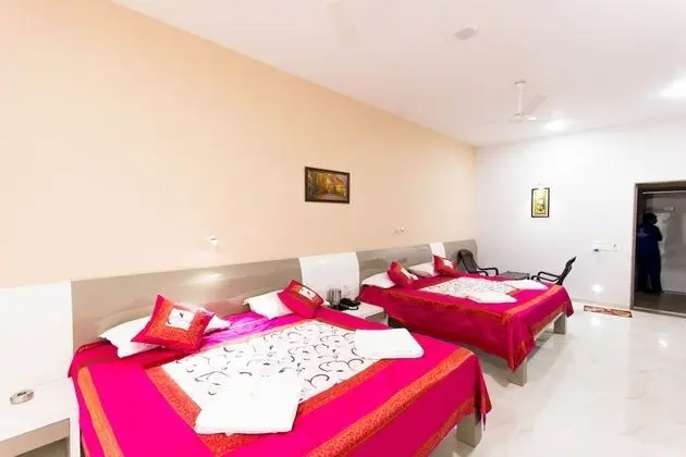 Grand Superior Room