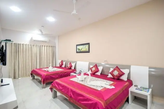 Grand Superior Room