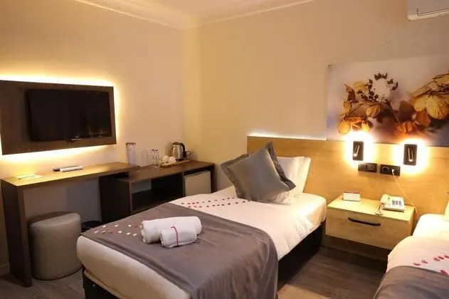 Standart Oda, Şehir Manzaralı