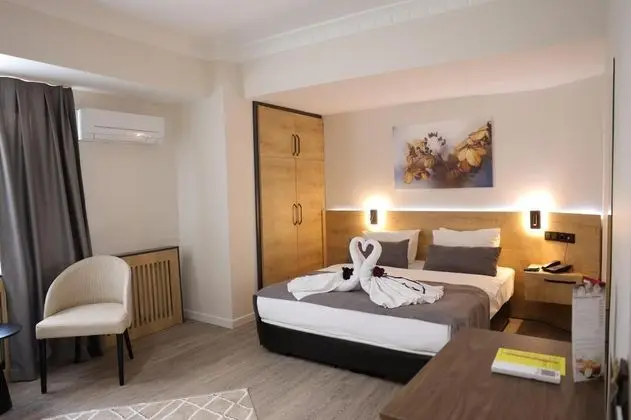 Standart Oda, Şehir Manzaralı
