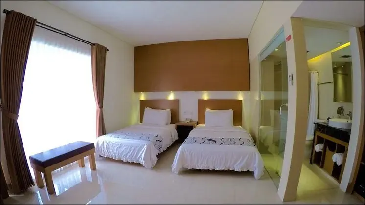 Grand Superior Twin Room