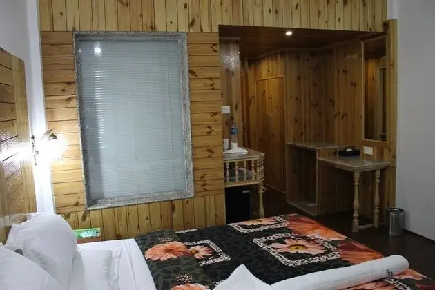 Executive Oda, Dağ Manzaralı