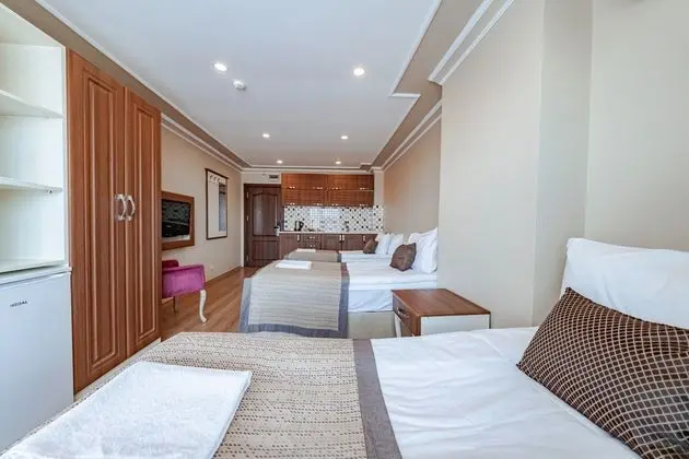 Standard Family Park Manzaralı Aile Odası