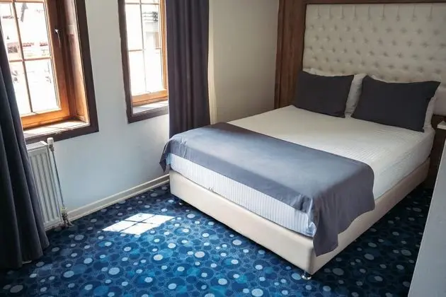 Standart Oda, Şehir Manzaralı