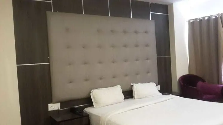 Deluxe Tek Büyük Yataklı Oda, Engellilere Uygun