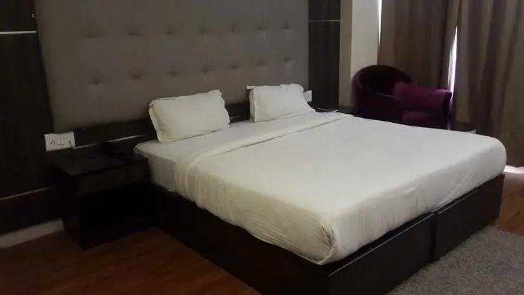Deluxe Tek Büyük Yataklı Oda, Engellilere Uygun