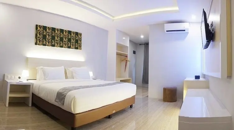 Deluxe Oda, 1 En Büyük (King) Boy Yatak