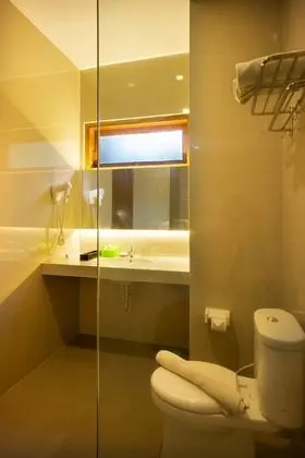 Deluxe Oda, 1 En Büyük (King) Boy Yatak