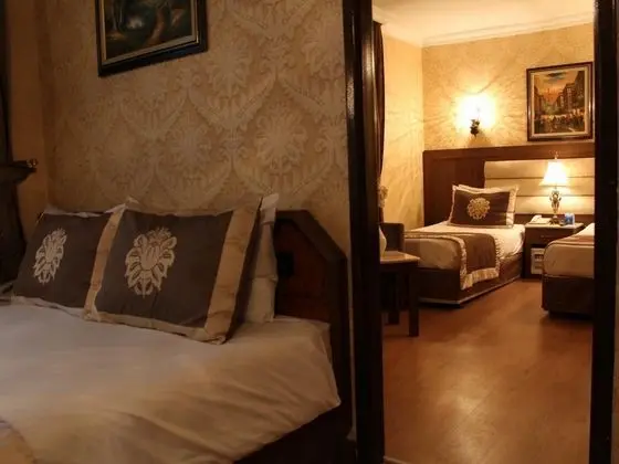 Aile Odası, Şehir Manzaralı