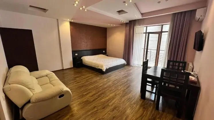 Standard Tek Büyük Yataklı Oda
