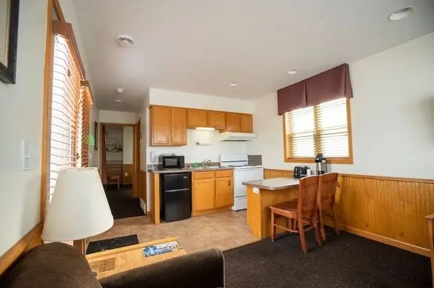 Grand Dağ Evi, 1 Büyük (Queen) Boy Yatak, Sigara İçilebilir