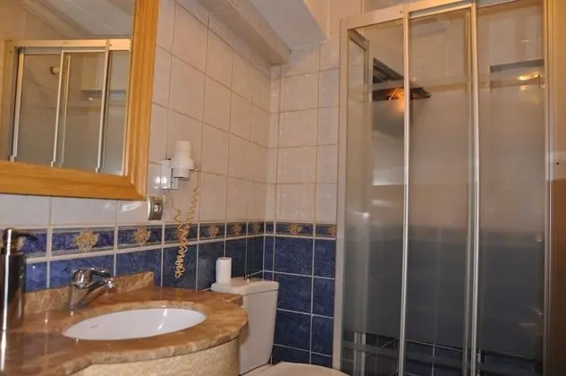 Standard Tek Büyük veya İki Ayrı Yataklı Oda