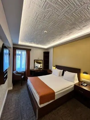 Standart Oda, Şehir Manzaralı