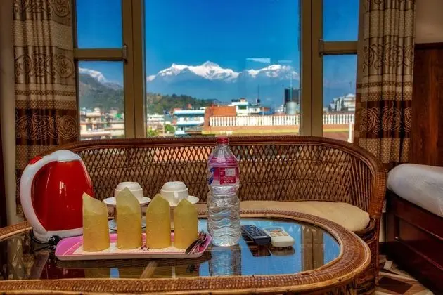 Deluxe Tek Büyük Yataklı Oda, Dağ Manzaralı