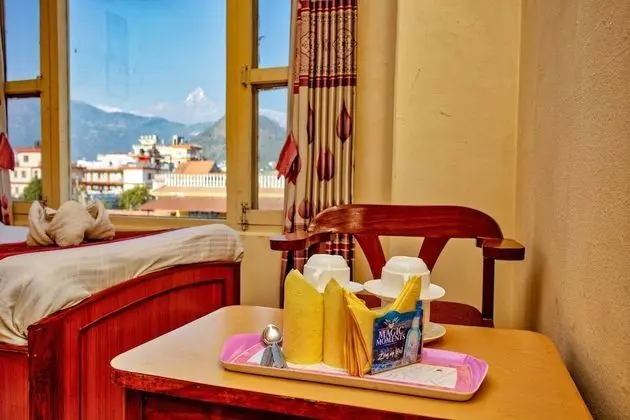 Deluxe Tek Büyük Yataklı Oda, Dağ Manzaralı