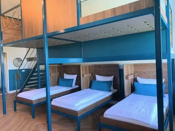 De Luxe 6/7 Beds Dorm shared