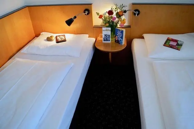 İki Ayrı Yataklı Oda