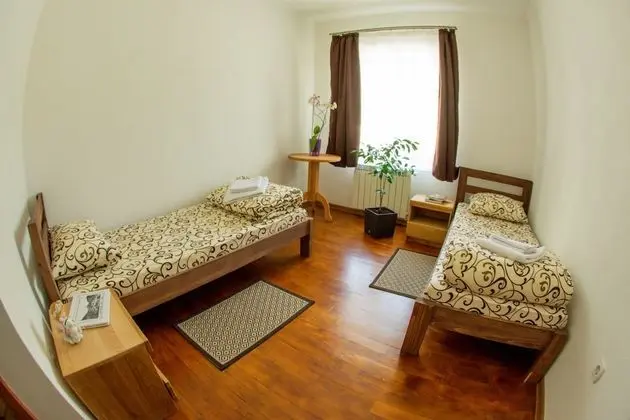 Ortak Ranzalı Oda, Karma Ranzalı Oda (1 Bed in 2 Person Dorm)