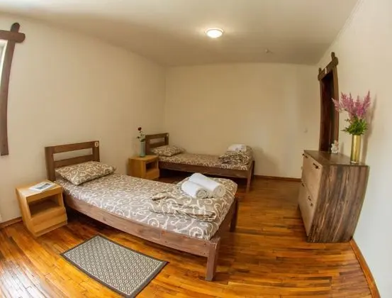 Ortak Ranzalı Oda, Karma Ranzalı Oda (1 Bed in 4 Person Dorm)