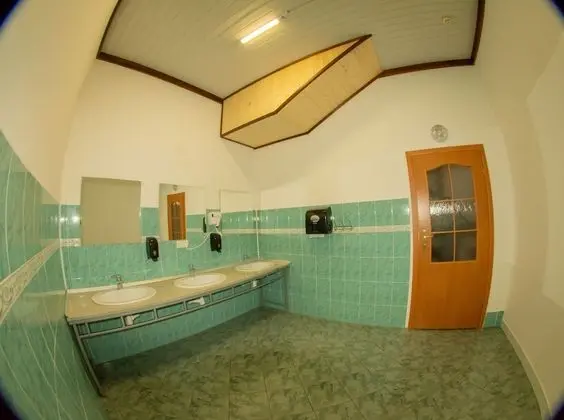 Ortak Ranzalı Oda, Karma Ranzalı Oda (1 Bed in 4 Person Dorm)