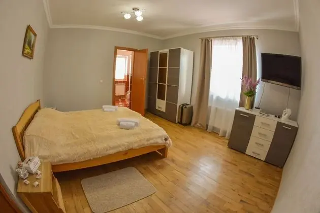 Premium Tek Büyük veya İki Ayrı Yataklı Oda, Ortak Banyo