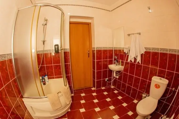 Premium Tek Büyük veya İki Ayrı Yataklı Oda, Ortak Banyo