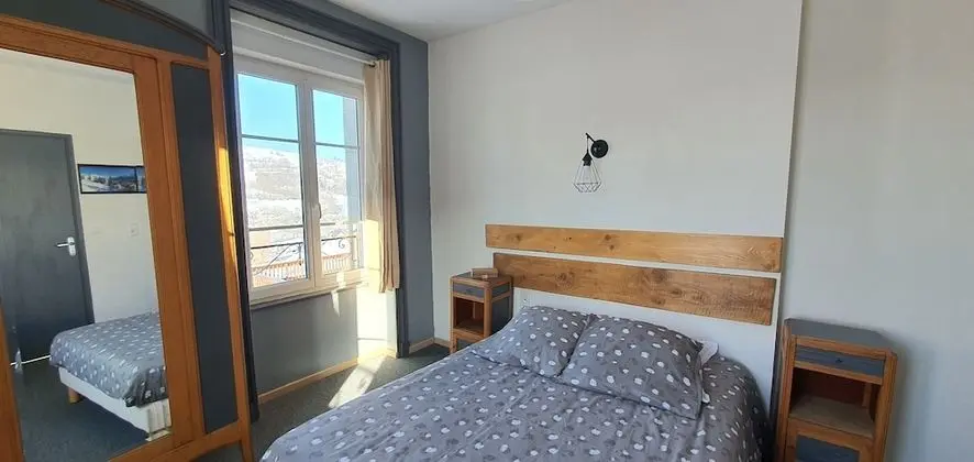 Comfort Tek Büyük Yataklı Oda, Dağ Manzaralı