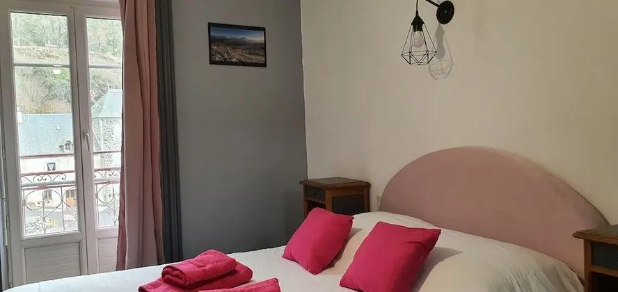 Comfort Tek Büyük Yataklı Oda, Dağ Manzaralı