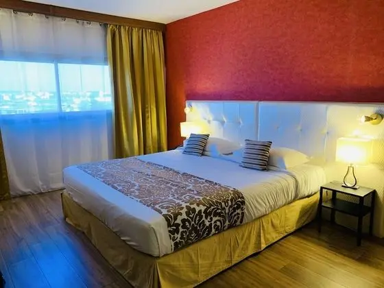 Luxury Tek Büyük Yataklı Oda