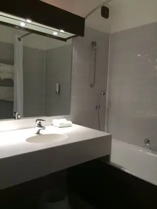 Luxury Tek Büyük Yataklı Oda