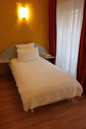 Classic Oda, 1 Tek Kişilik Yatak