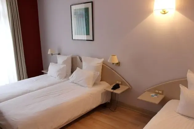 Comfort Üç Kişilik Oda, 3 Tek Kişilik Yatak
