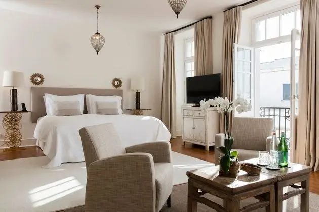 Grand Deluxe Junior Suite