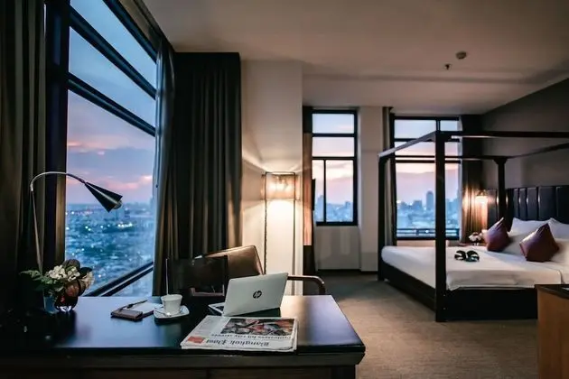 Express Suite, City View