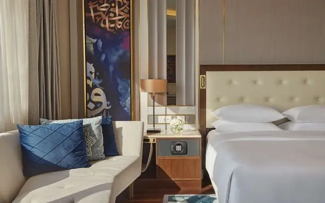 Oda, 1 En Büyük (King) Boy Yatak, Şehir Manzaralı