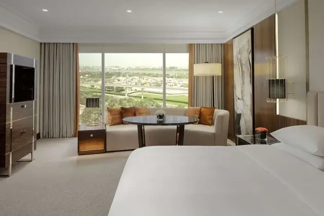 Grand Oda, 1 En Büyük (King) Boy Yatak (Skyline View)