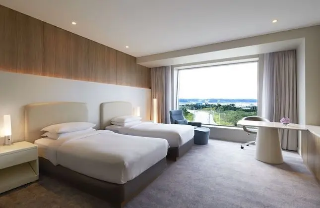 Club Oda, 2 Tek Kişilik Yatak (West Tower)
