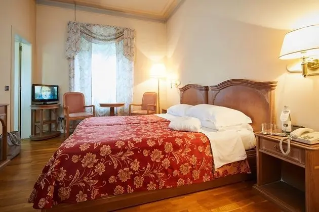 Comfort Tek Büyük Yataklı Oda