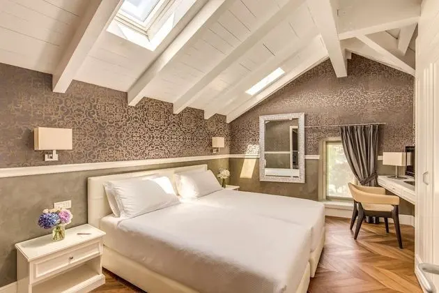 Çatı Katı Süiti (Penthouse) (Suite)