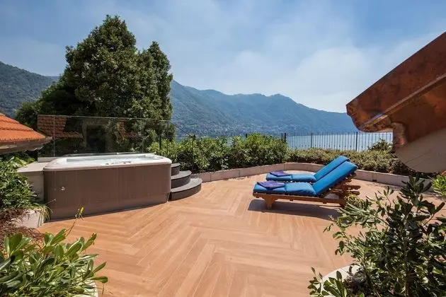 Çatı Katı Süiti (Penthouse) (Suite)