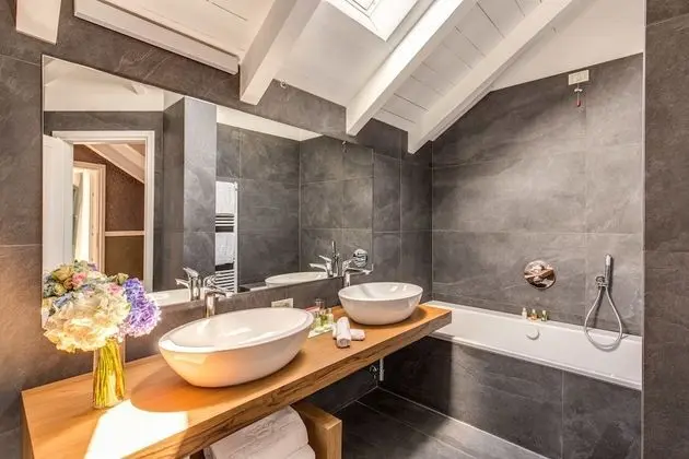 Çatı Katı Süiti (Penthouse) (Suite)