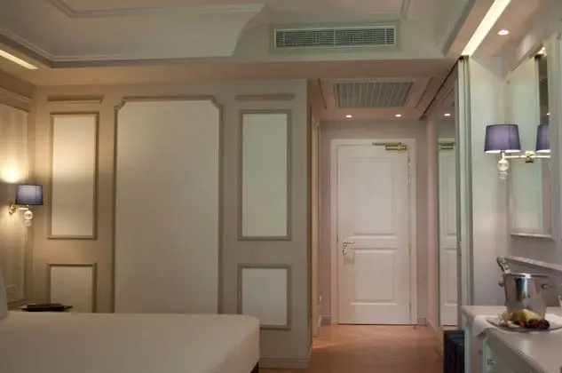 Deluxe Tek Büyük veya İki Ayrı Yataklı Oda, Bahçe Manzaralı (with Spa Access)