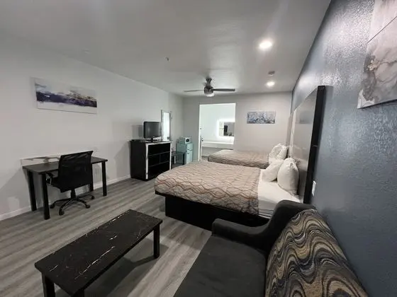 Deluxe Tek Büyük Yataklı Oda