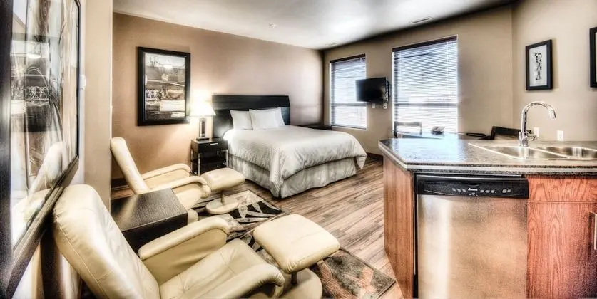 Daire, 1 Yatak Odası, Sigara İçilmez (1 King and 1 Queen Bed)