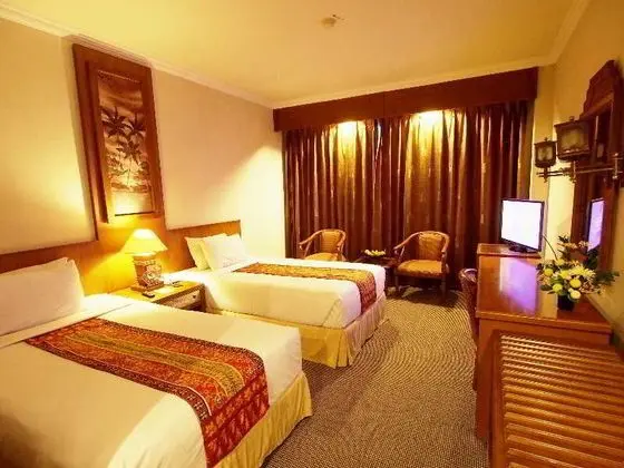 1 Çift Kişilik Veya 2 Tek Kişilik Yatak Deluxe