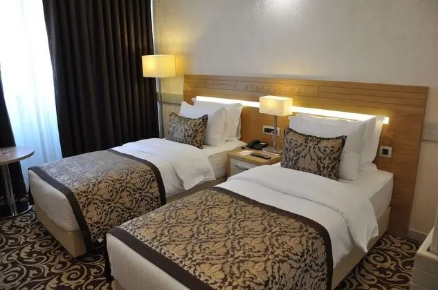Comfort İki Ayrı Yataklı Oda