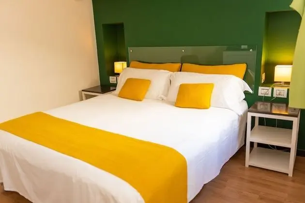 Romantic Tek Büyük Yataklı Oda