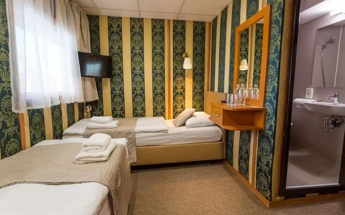 Standard Cabin, 2 Twin Beds