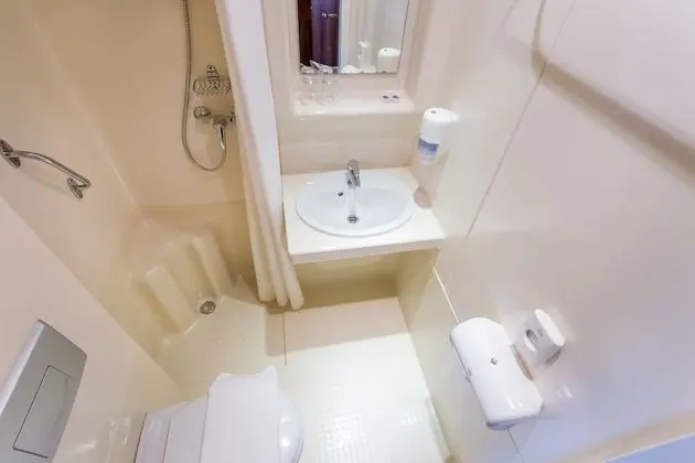 Standard Cabin, 2 Twin Beds
