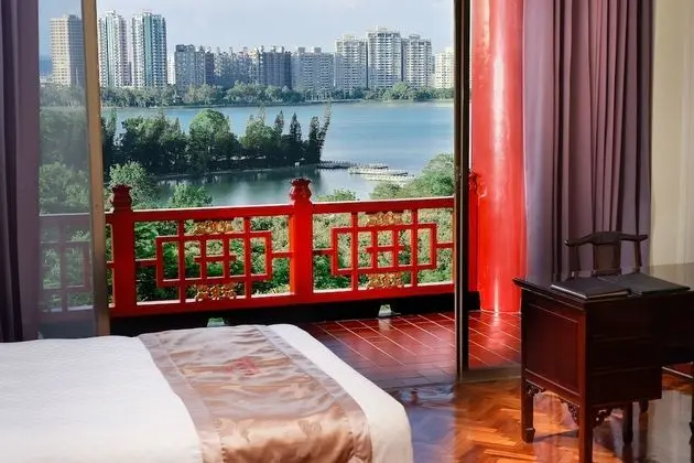 Deluxe İki Ayrı Yataklı Oda, Göl Manzaralı